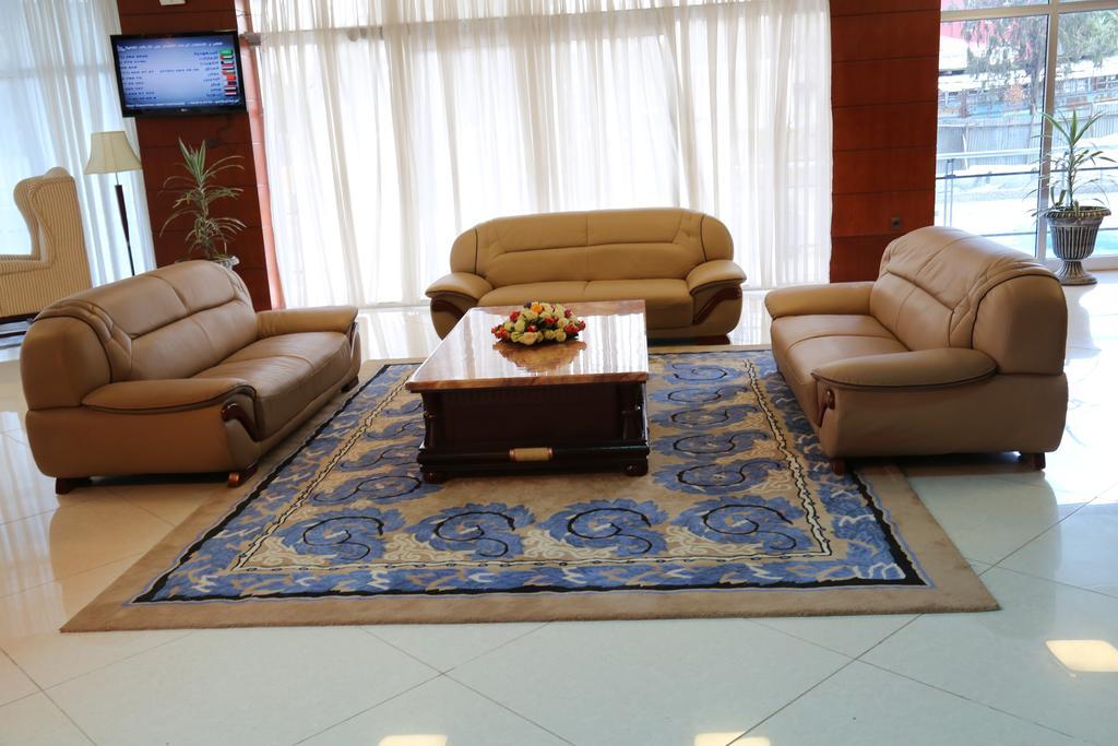 Afarensis International Hotel Adis Abeba Exterior foto