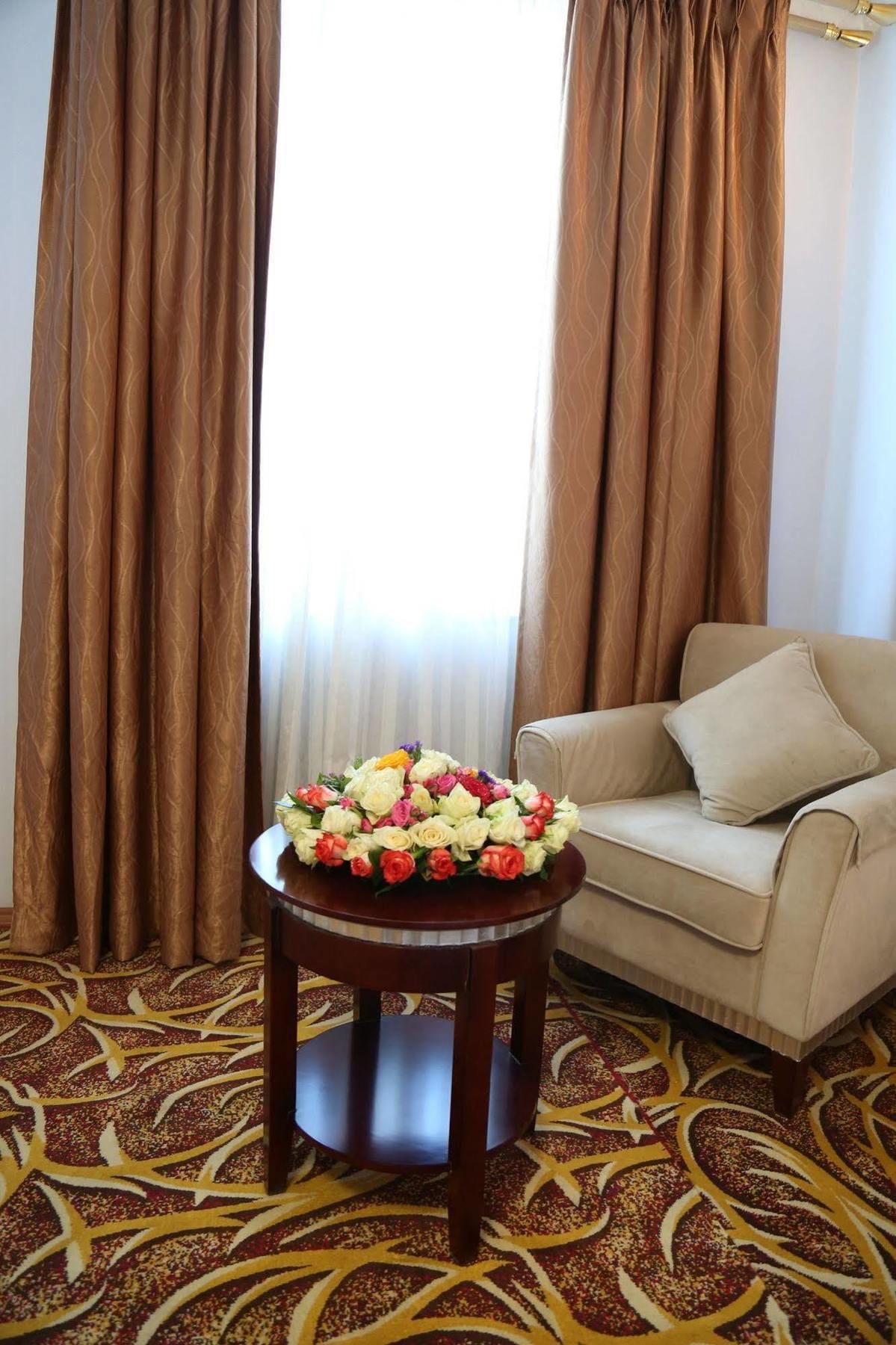 Afarensis International Hotel Adis Abeba Exterior foto